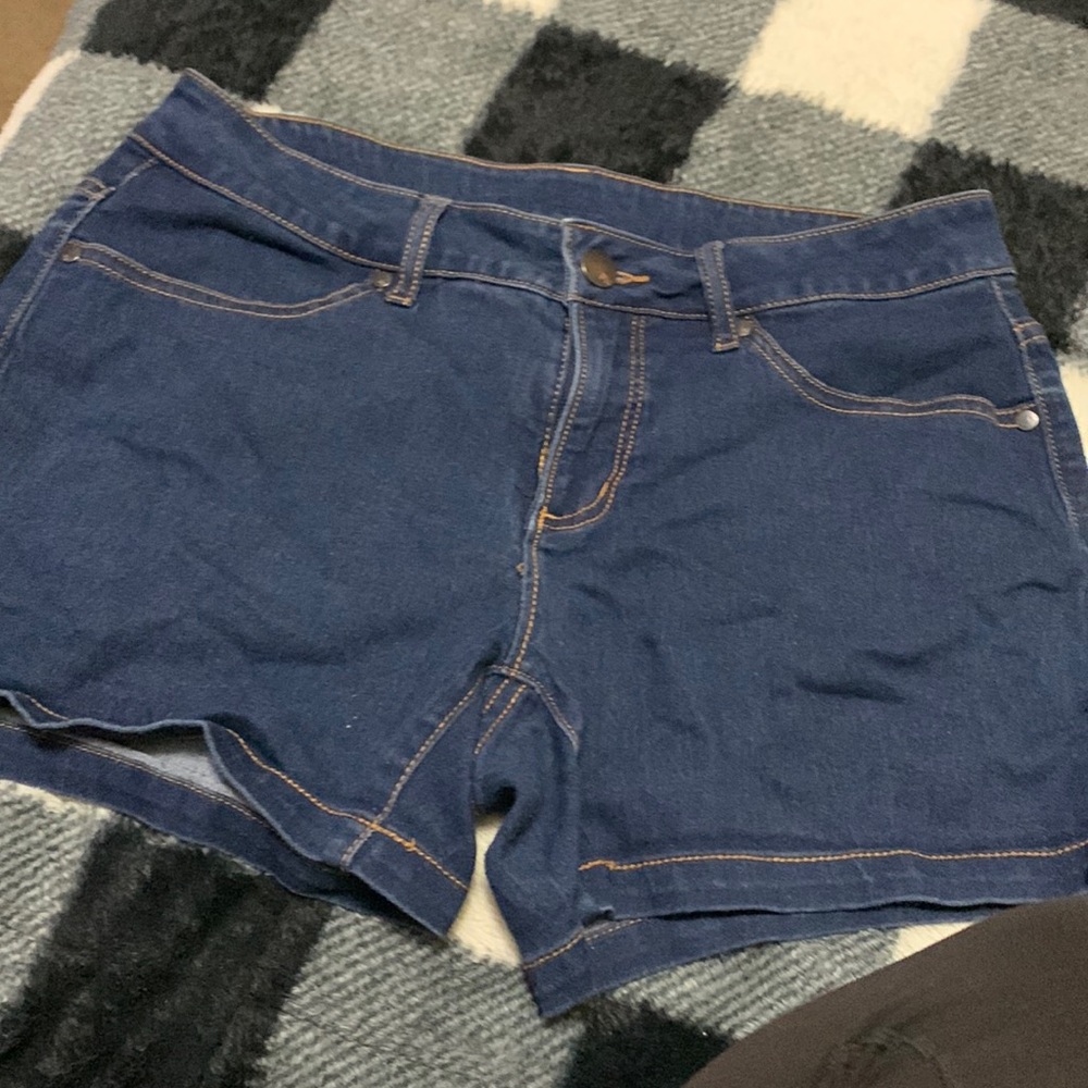 Faded glory size 10 no holes good condition